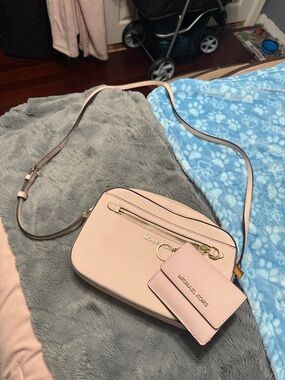 Michael Kors Blush Pink Leather Crossbody with Card Holder